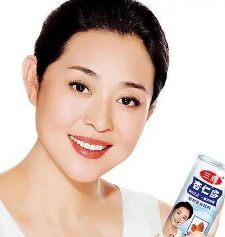 倪萍屡错,名利难救