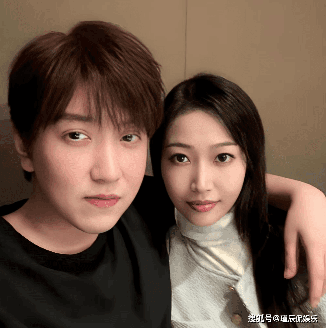白冰被曝婚内出轨褚俊杰,520爆料前因税务违规禁言