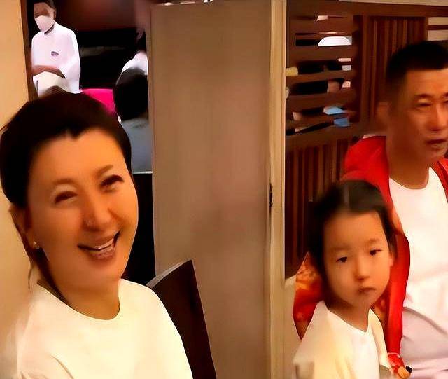 明星税务传闻:多名网民被拘留