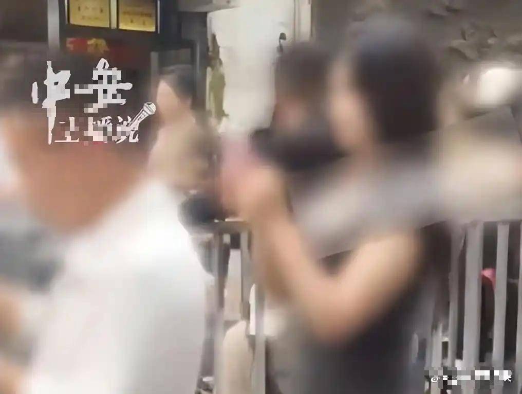 湖南两女铁笼游街后续:幕后黑手全落网
