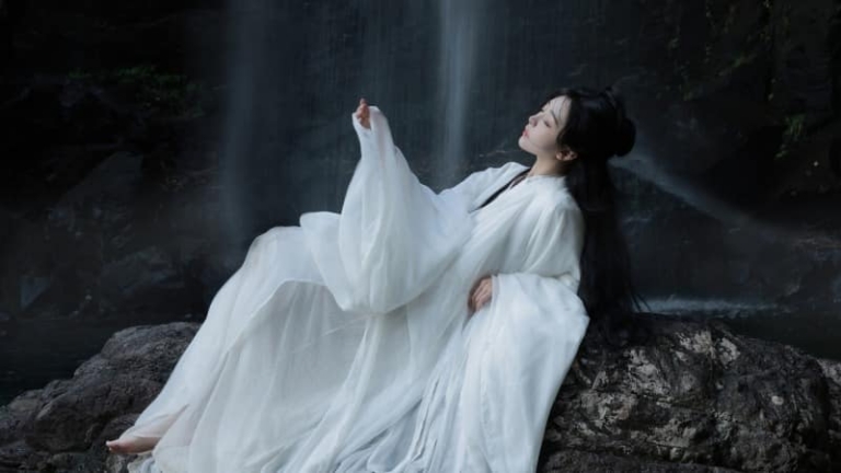 “你找一个我还你一片”：妻子监控现形后的回怼引热议